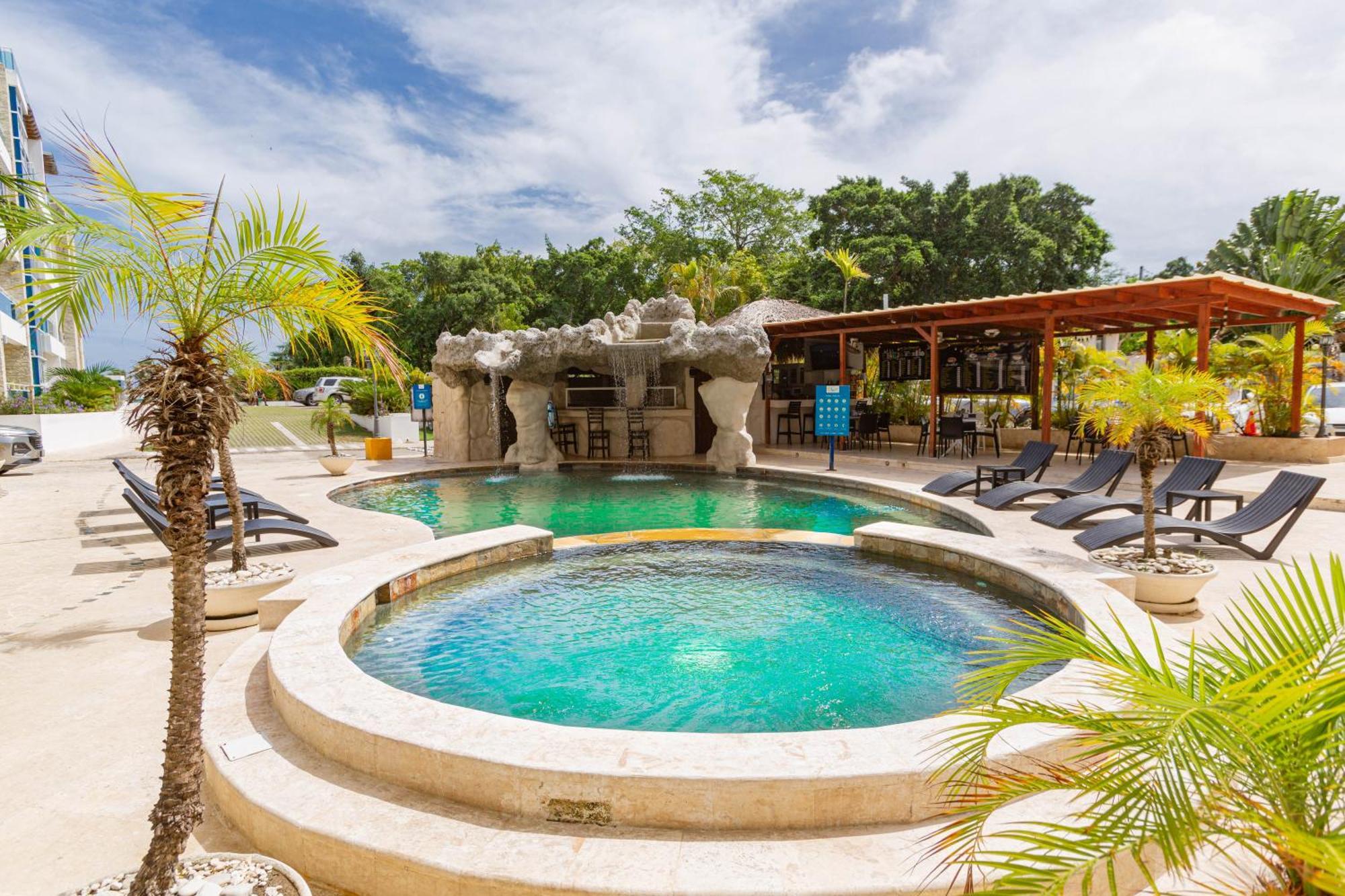 Suites At Grand Laguna Beach By Calisto Stays Sosua Exterior photo